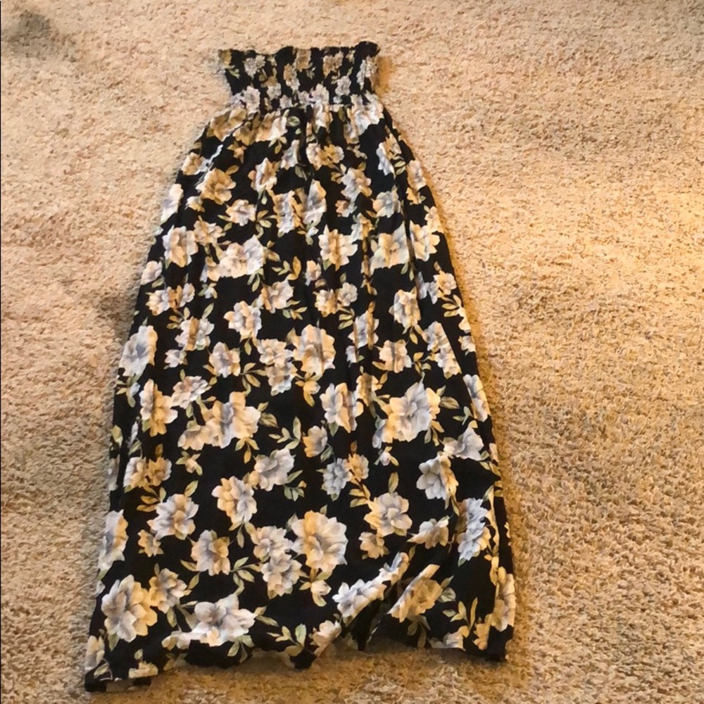 Forever 21 strapless maxi dress size small